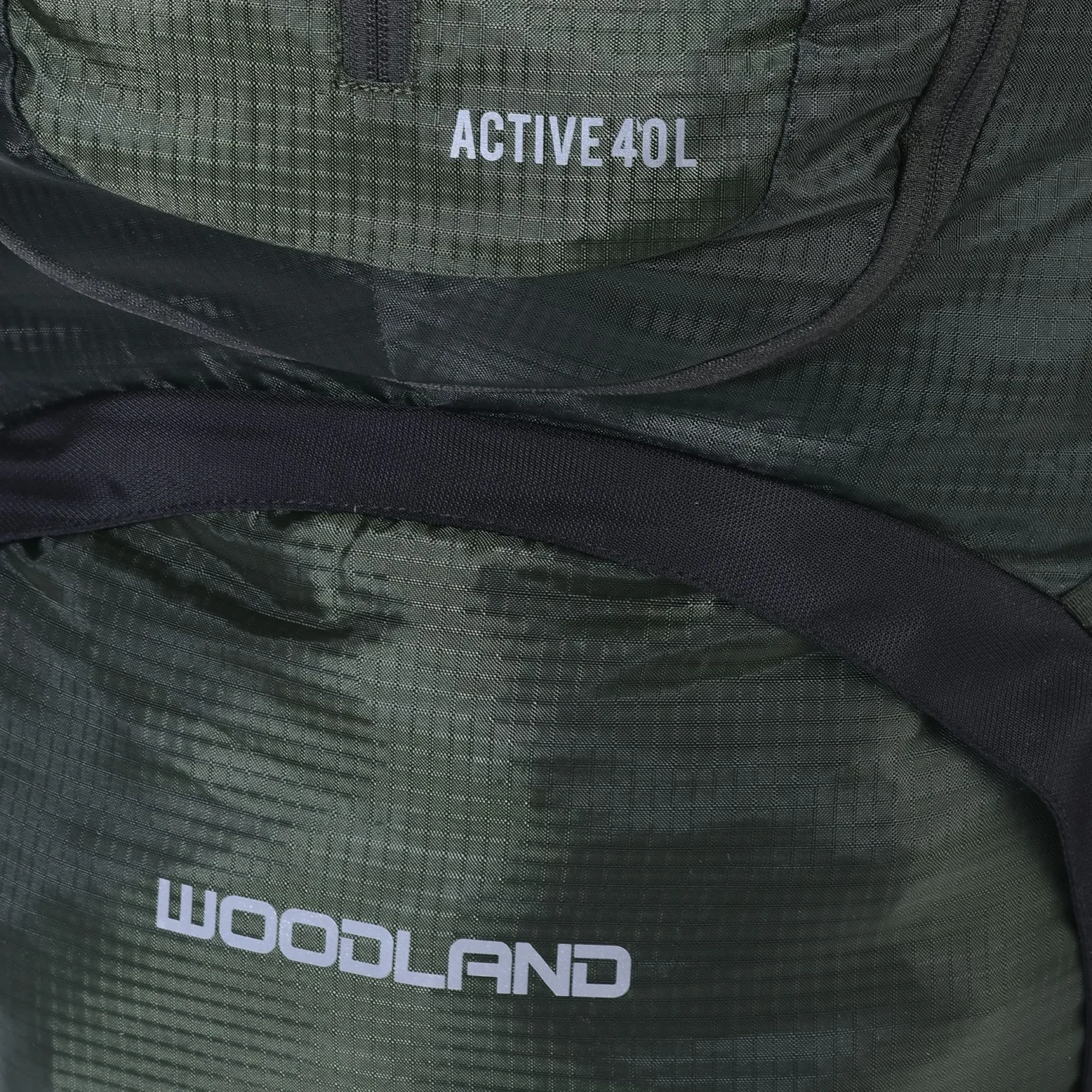 Woodland TBH 008F28 MILITARY GREEN/BLACK and trekking Bag 40L